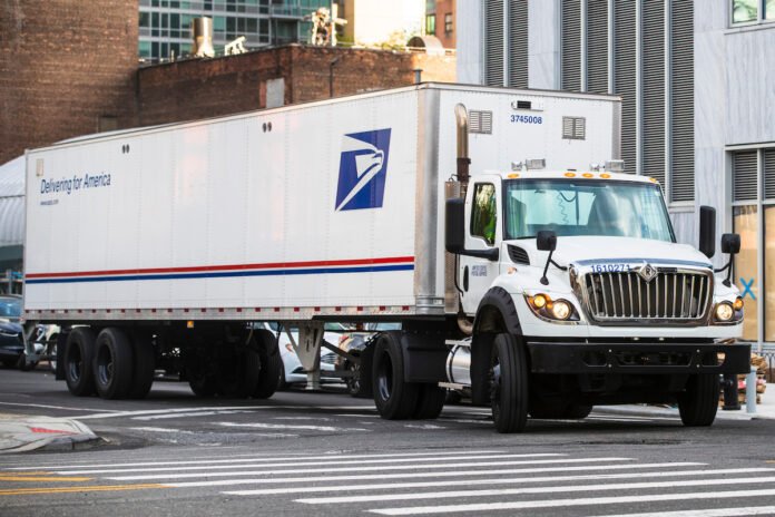 Bribery Scheme: Two Owners and Two USPS Employees Sentenced to Prison