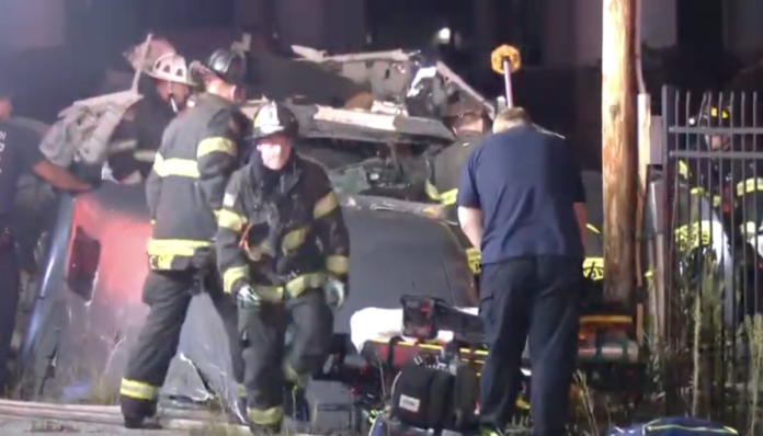 I-77 Gul रिलेट Crash Leaves Truck Driver and Passenger वैक्सीstdc in Critical Condition