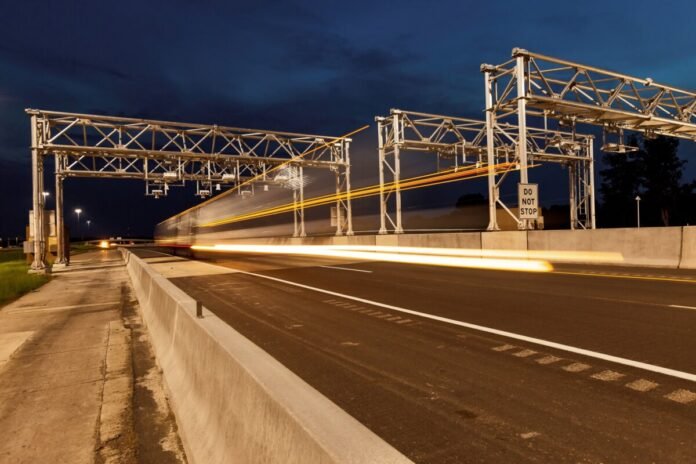 Kansas Turnpike toll hikes for truckers set for September implementation