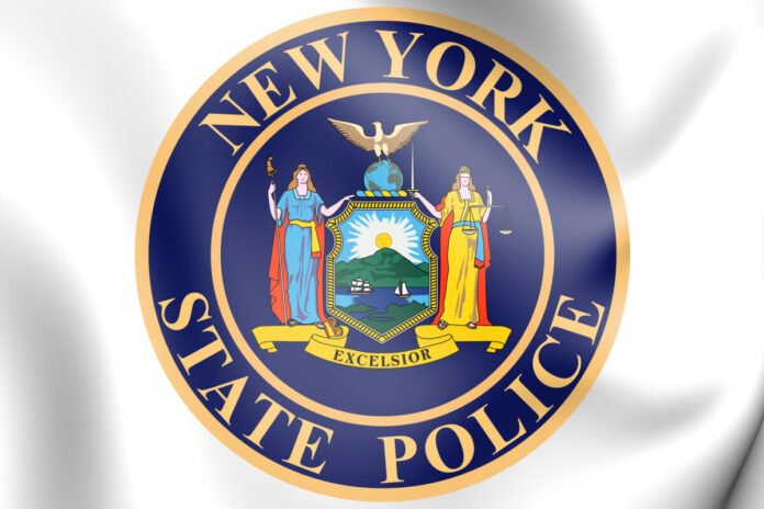 Trucker killed by loose mudflap detached from hotshot pickup