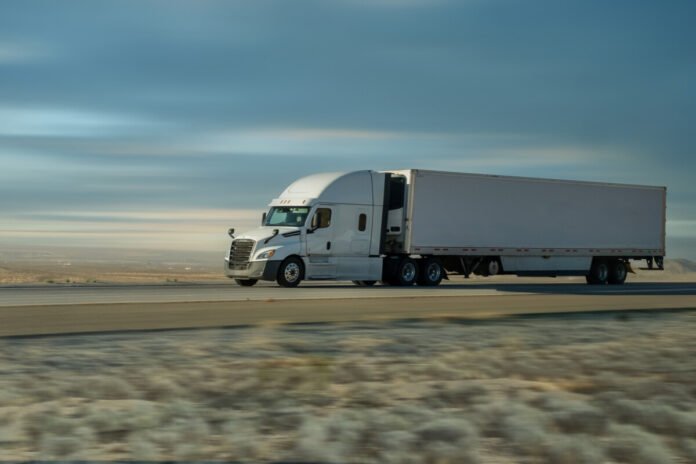 Barron’s Law: New trucking bill mandates $25,000 fines for unqualified drivers